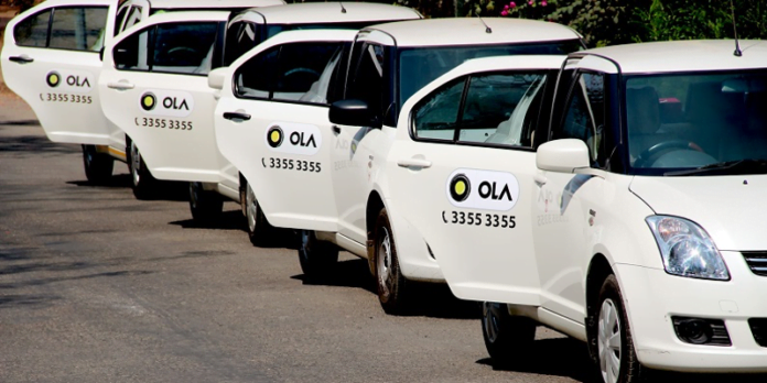 ওলা কেবছৰ (Ola Cabs) মুখ্য কাৰ্যবাহী বিষয়া হেমন্ত বাক্ষীয়ে পদত্যাগ কৰাৰ লগে লগে কোম্পানীটোৱে ১০ শতাংশ চাকৰি কৰ্তনৰ পৰিকল্পনা কৰিছে।