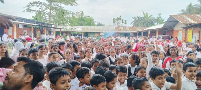 সদ্যঘোষিত উচ্চতৰ মাধ্যমিকৰ ফলাফলত ১০০% উৰ্ত্তীণেৰে উজলি উঠিল জুৰীয়া ছিনিয়ৰ ছেকেণ্ডাৰী স্কুল অৰ্থাৎ জুৰীয়া জুনিয়ৰ কলেজ।