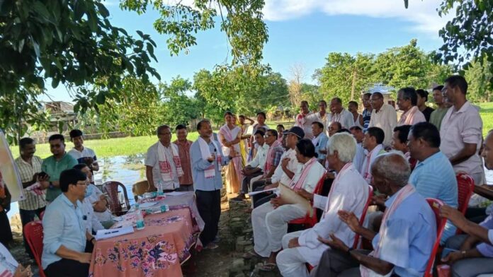 দৰিকা শিৱসাগৰৰ চকুলোত পৰিণত হৈছে।